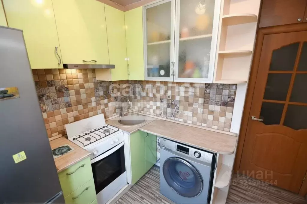 3-к кв. Омская область, Омск 2-й мкр, проезд Лесной, 3 (49.0 м) - Фото 1