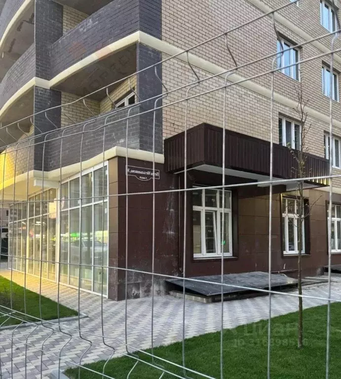 Торговая площадь в Краснодарский край, Краснодар Имени Петра ... - Фото 0