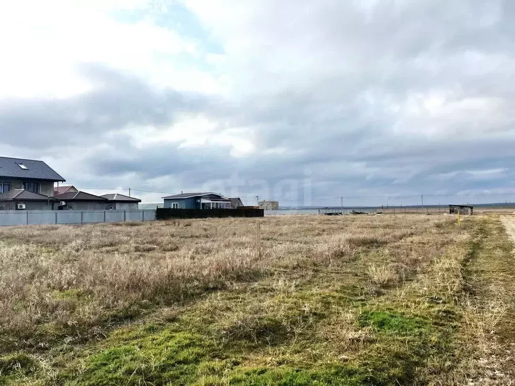 Участок в Крым, Феодосия городской округ, с. Береговое ул. Марины ... - Фото 0