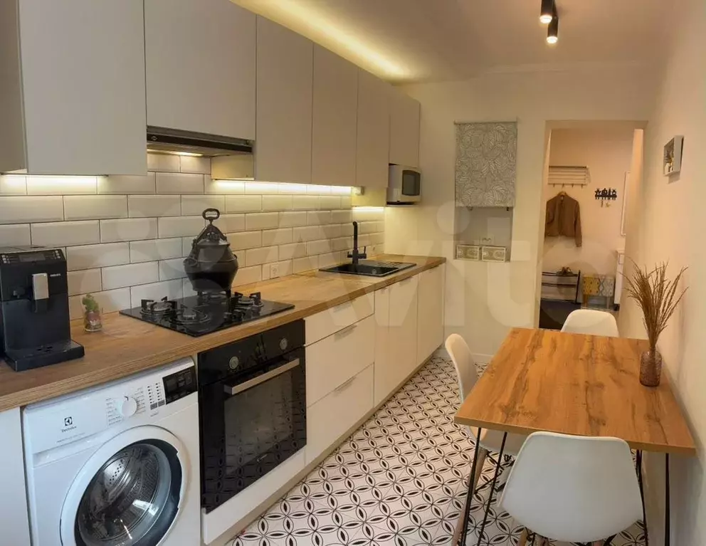3-к. квартира, 70 м, 2/7 эт. - Фото 1