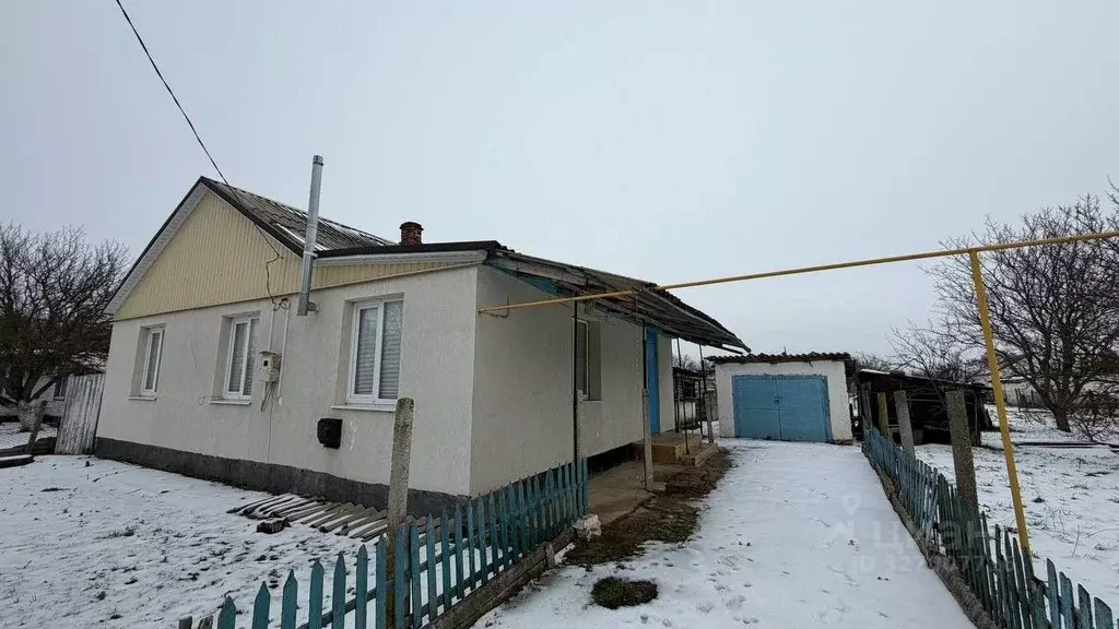 Дом в Крым, Кировский район, с. Партизаны ул. Полищука, 28 (57 м) - Фото 1