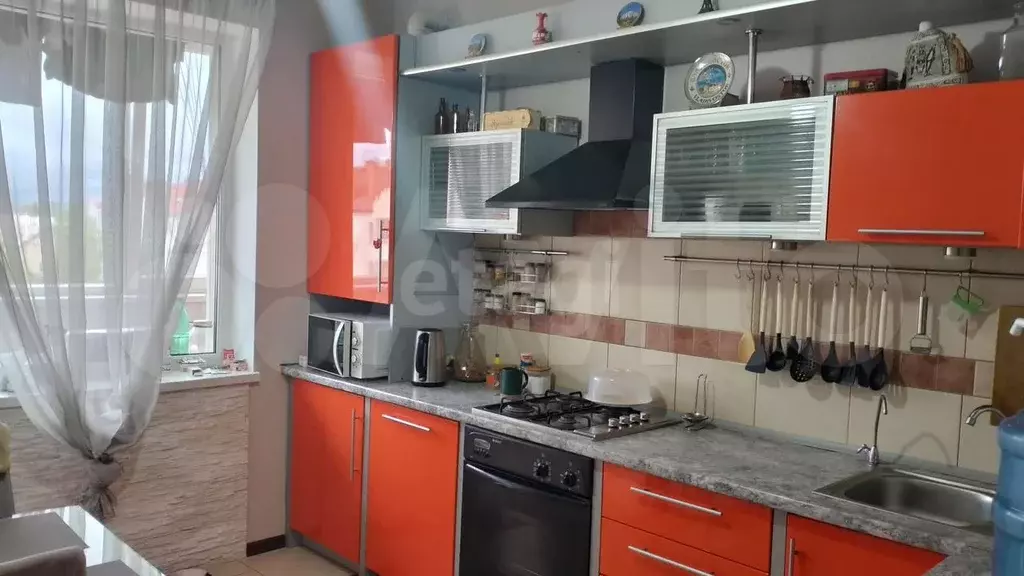 2-к. квартира, 60 м, 5/5 эт. - Фото 1