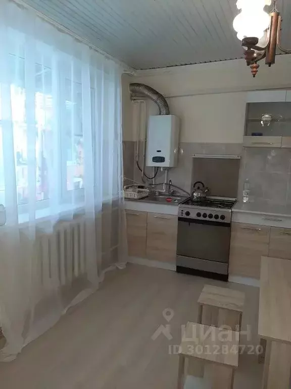 Дом в Краснодарский край, Геленджик ул. Островского, 67А (50 м) - Фото 0