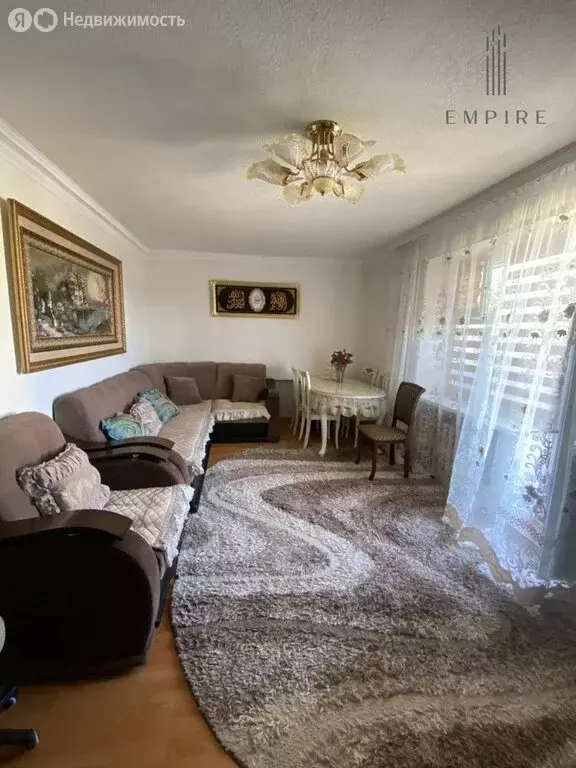 3-комнатная квартира: Грозный, улица Вахи Алиева, 54А (75 м) - Фото 0