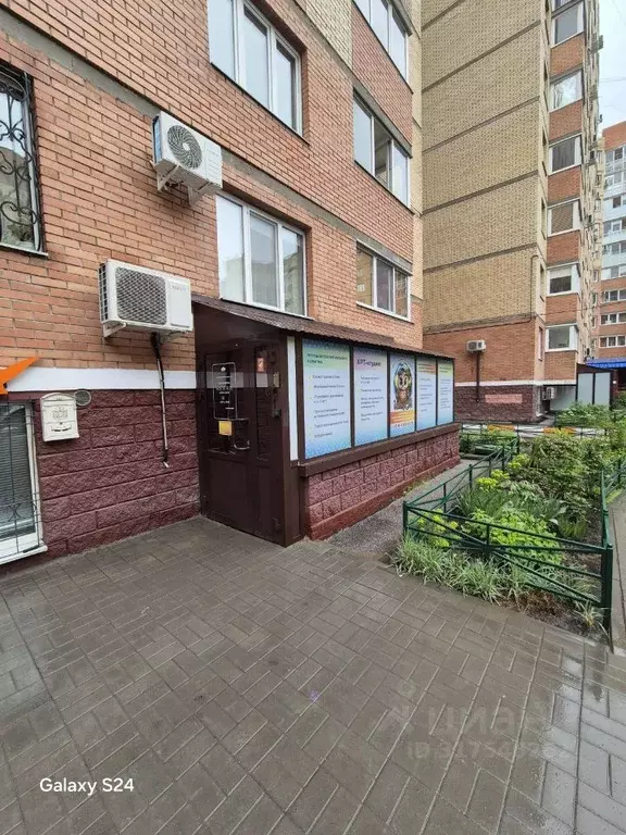 Помещение свободного назначения в Омская область, Омск бул. ... - Фото 1