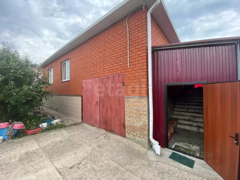 Дом в Белгородская область, Корочанский район, Бехтеевское с/пос, с. ... - Фото 2