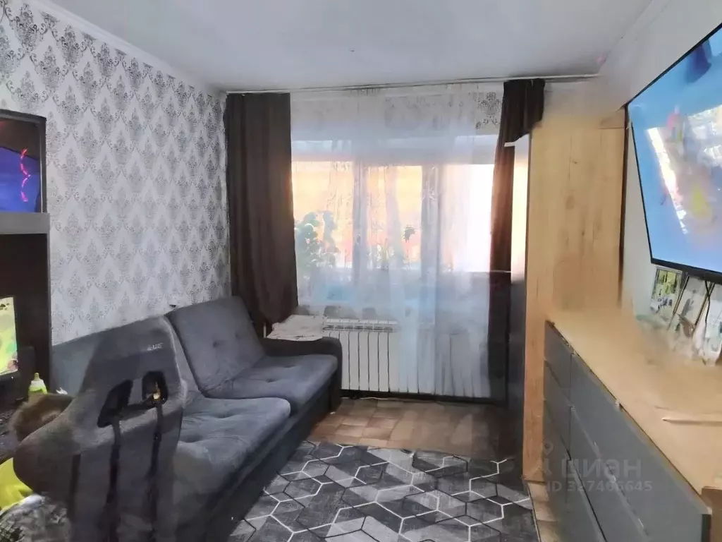 2-к кв. Хакасия, Абакан ул. Пушкина, 193 (39.0 м) - Фото 1