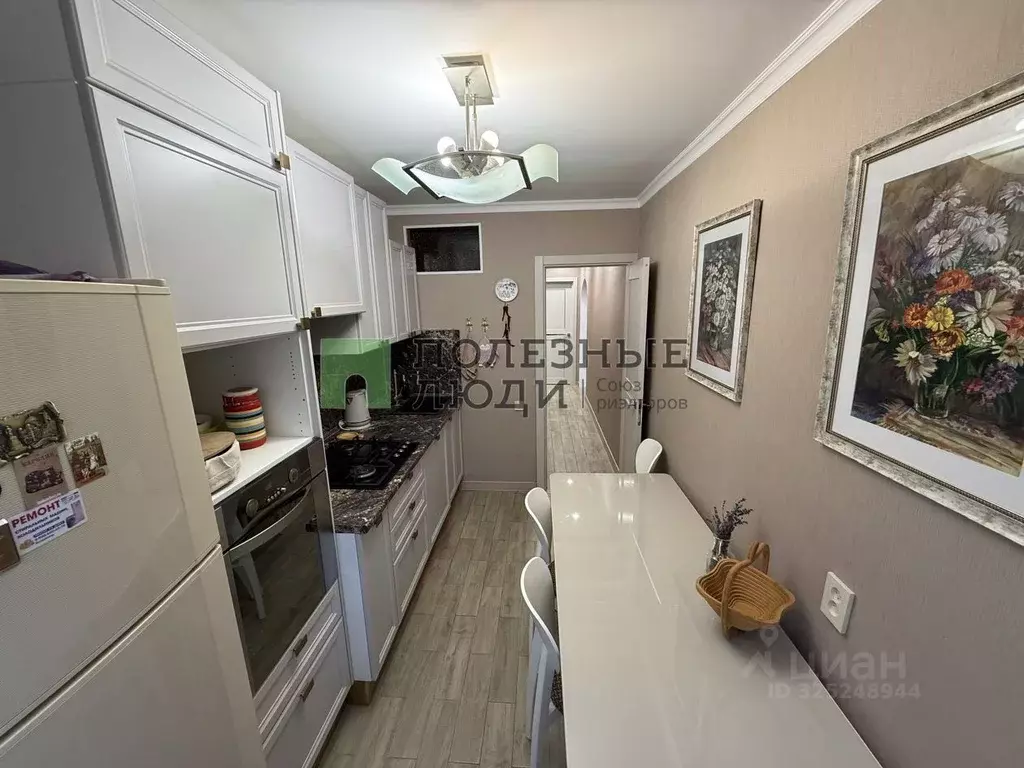 3-к кв. Белгородская область, Белгород ул. Железнякова, 9 (54.0 м) - Фото 2