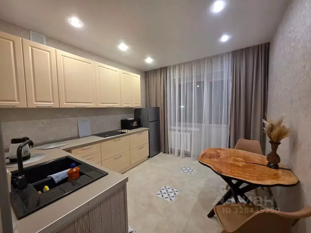 1-к кв. Забайкальский край, Чита ул. Бутина, 78 (52.0 м) - Фото 1