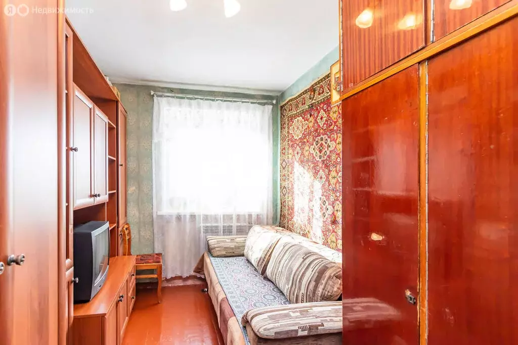 3-комнатная квартира: Тюмень, Волгоградская улица, 113 (59 м) - Фото 1