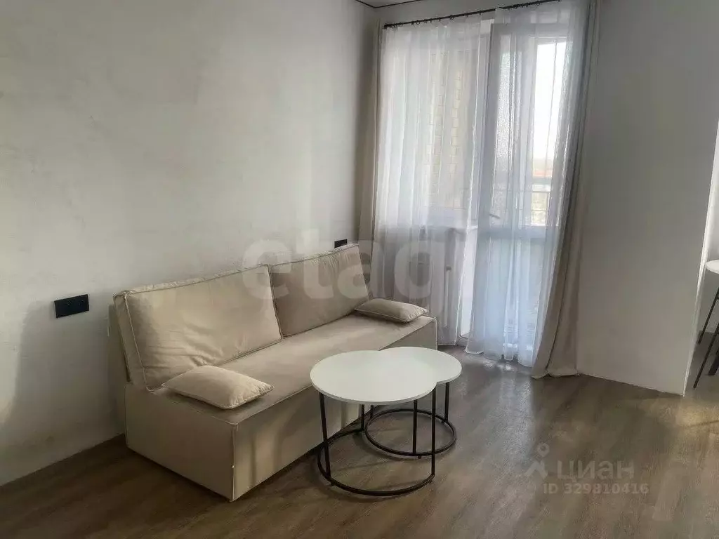 Студия Тюменская область, Тюмень Дамбовская ул., 25к1 (24.3 м) - Фото 1