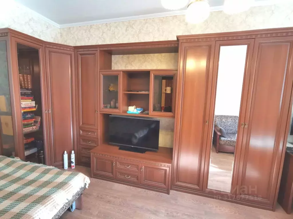 1-к кв. Московская область, Королев Октябрьская ул., 8 (36.0 м) - Фото 0