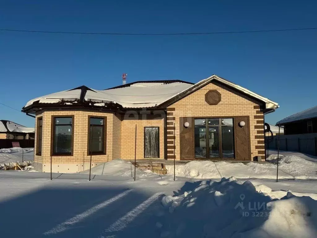 Дом в Тюменская область, Тюменский муниципальный округ, с. Луговое ул. ... - Фото 1