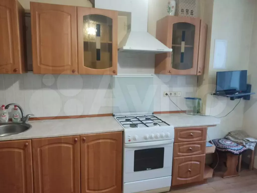 2-к. квартира, 67 м, 5/9 эт. - Фото 0