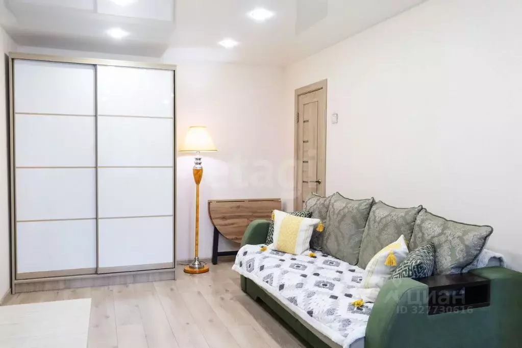 2-к кв. Иркутская область, Иркутск ул. Баррикад, 54Н (42.6 м) - Фото 0
