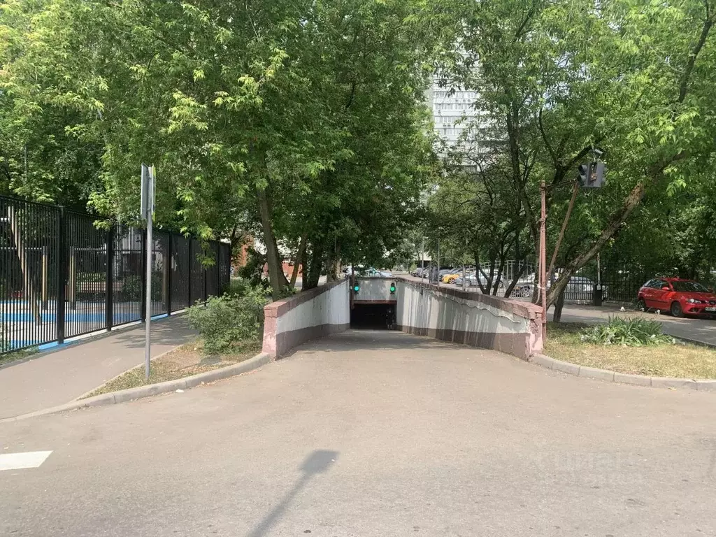 Гараж в Москва Ленинградское ш., 29 (18 м) - Фото 0