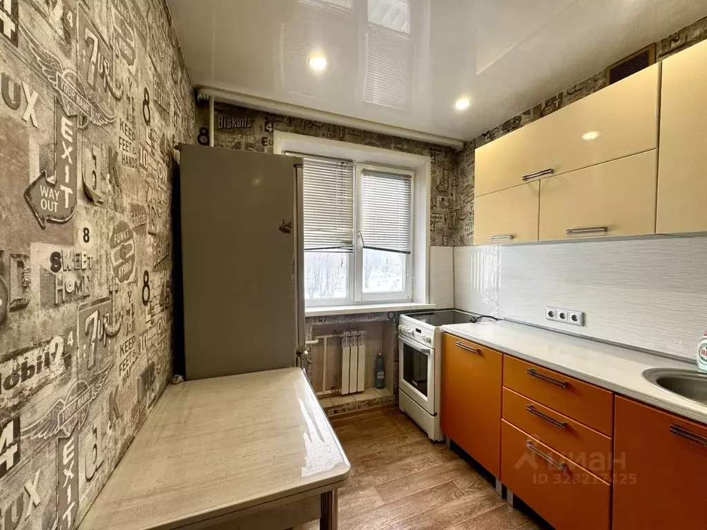 2-к кв. Кемеровская область, Новокузнецк ул. Циолковского, 4 (43.5 м) - Фото 2