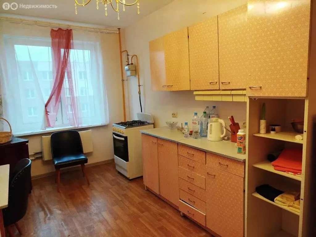 3-комнатная квартира: городской посёлок Сиверский, Красная улица, 31 ... - Фото 1