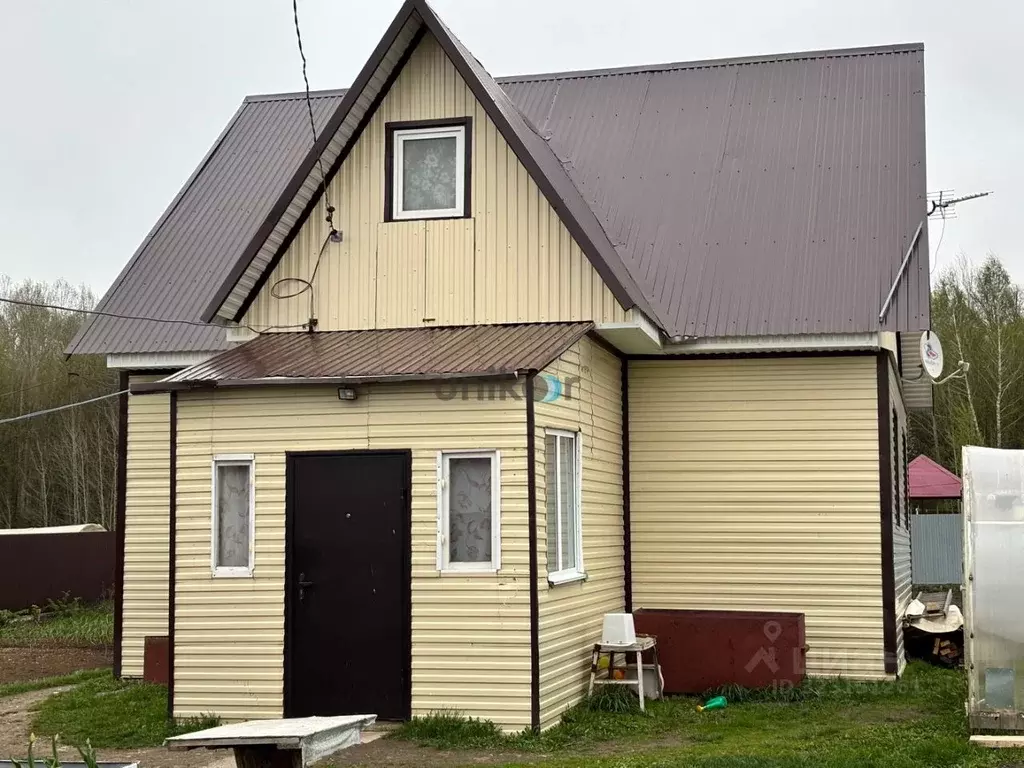 Дом в Башкортостан, Иглинский сельсовет, с. Иглино ул. 1 Мая, 5 (58 м) - Фото 1
