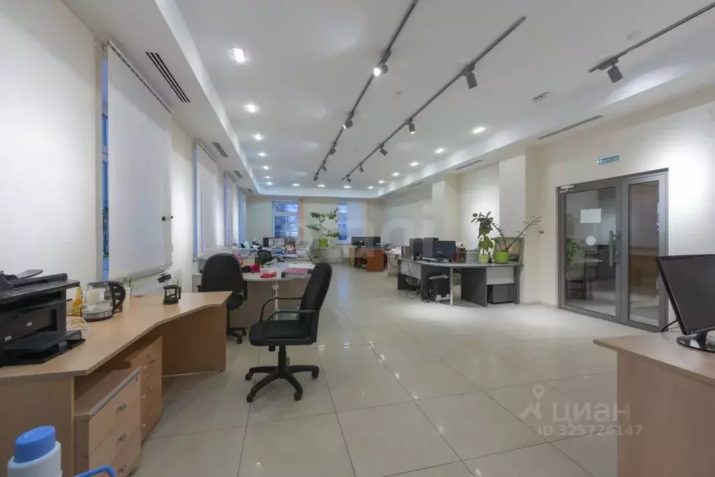 Помещение свободного назначения в Пермский край, Пермь ул. Куйбышева, ... - Фото 1