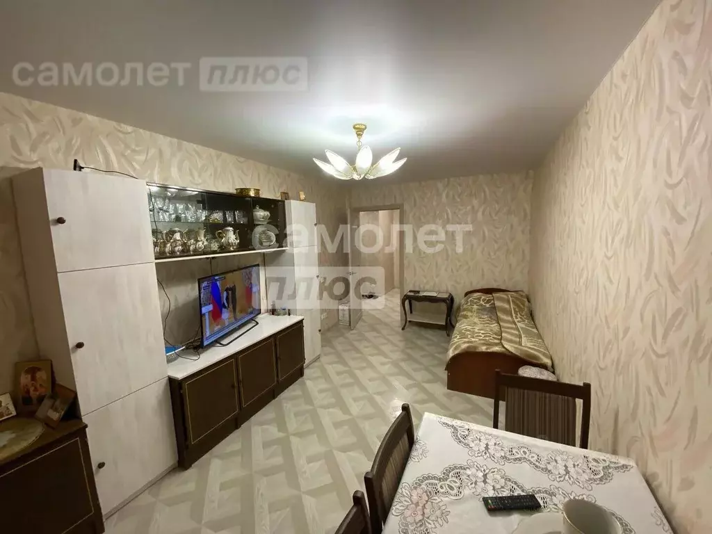 1-к кв. Иркутская область, Ангарск 19-й мкр, 9 (35.0 м) - Фото 0