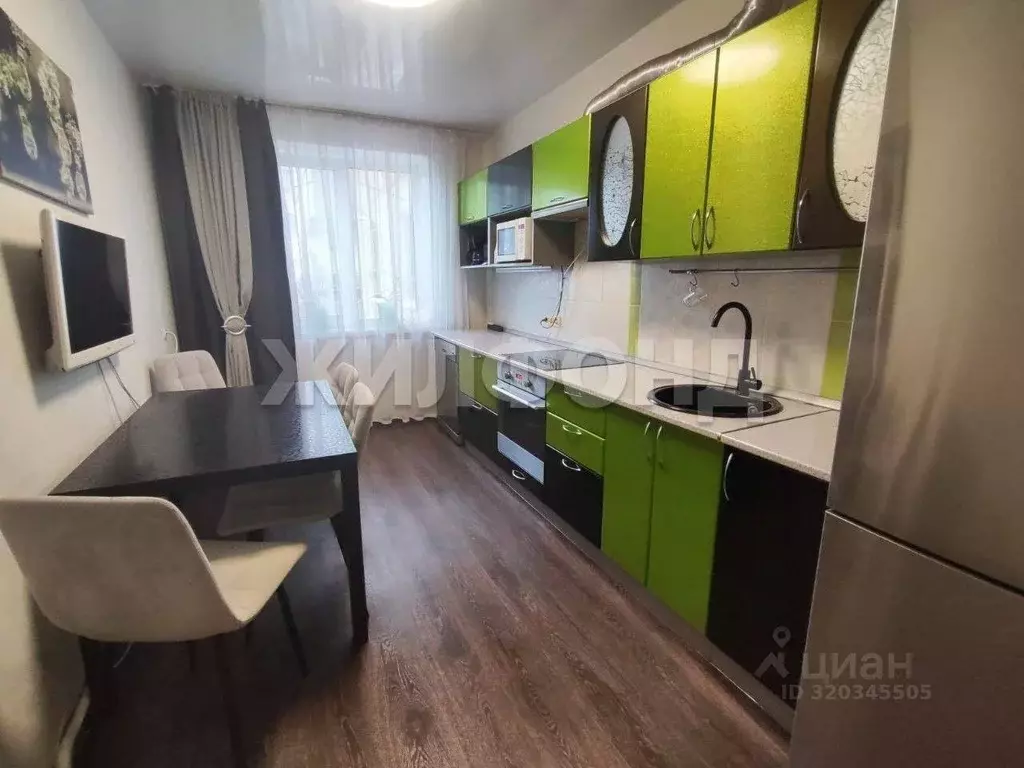 4-к кв. Алтайский край, Барнаул Докучаево мкр, ул. Шукшина, 1 (87.0 м) - Фото 1