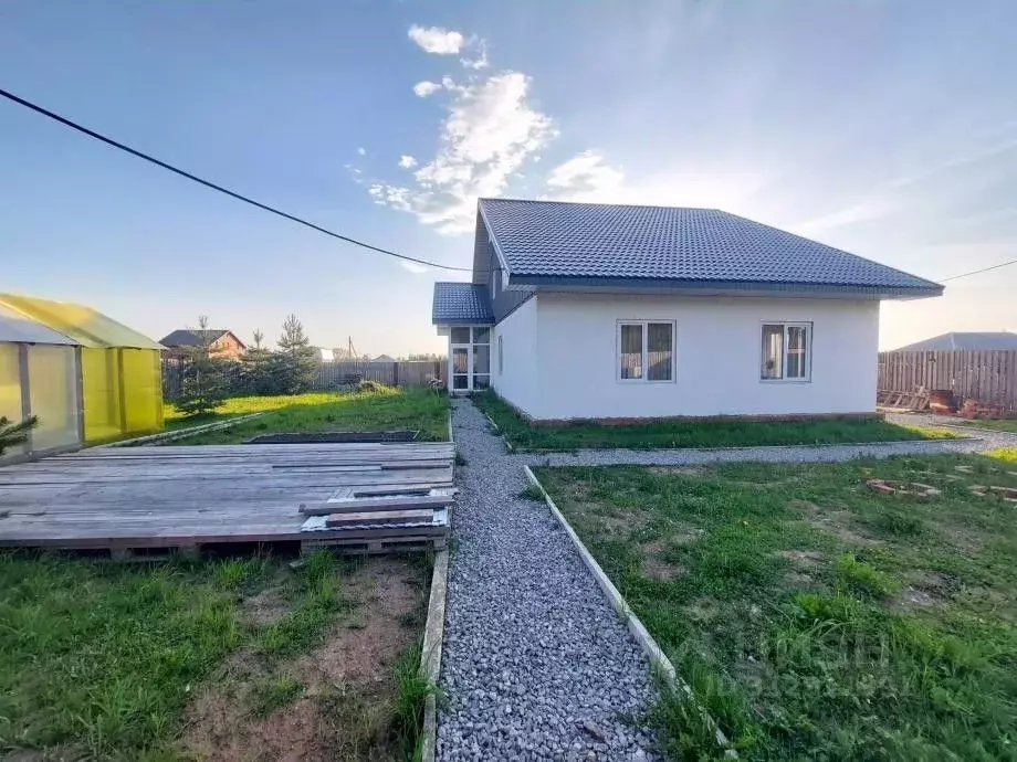 Дом в Пермский край, Соликамский городской округ, д. Чертеж ул. ... - Фото 1