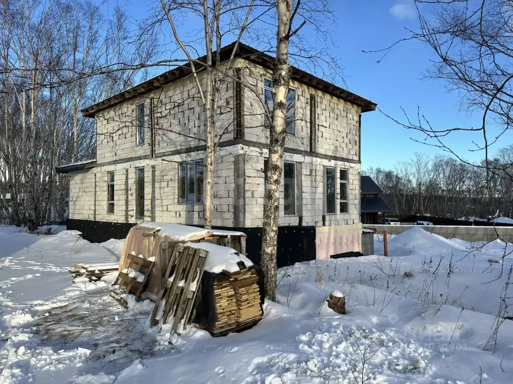Дом в Камчатский край, Елизовский муниципальный округ, пос. Светлый ... - Фото 2
