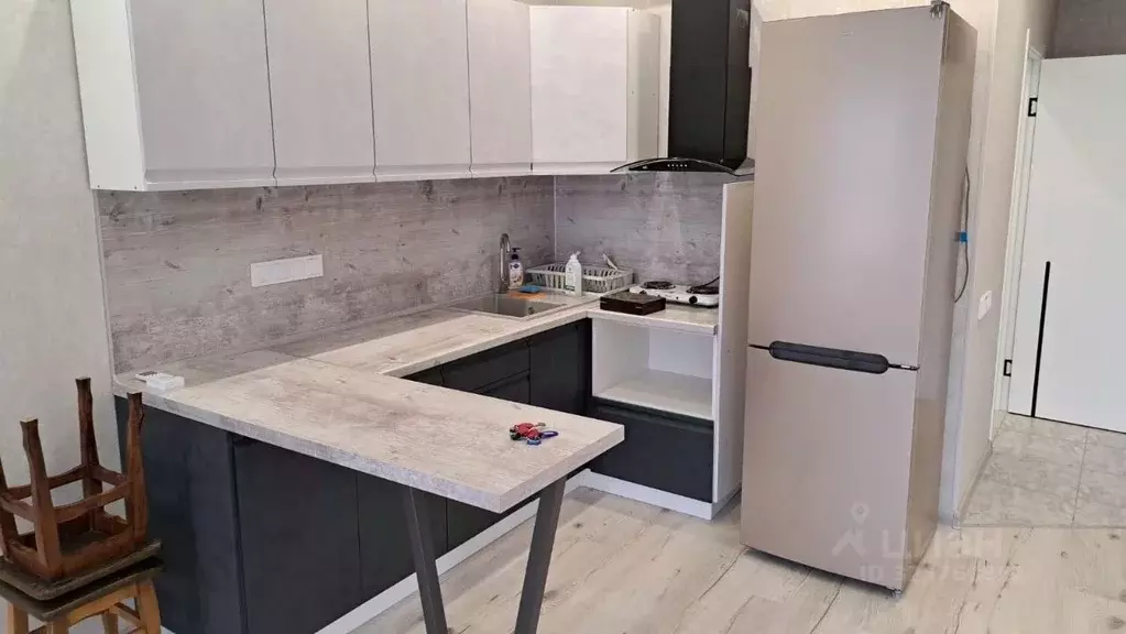 Студия Краснодарский край, Горячий Ключ ул. Ярославского, 111 (30.0 м) - Фото 1