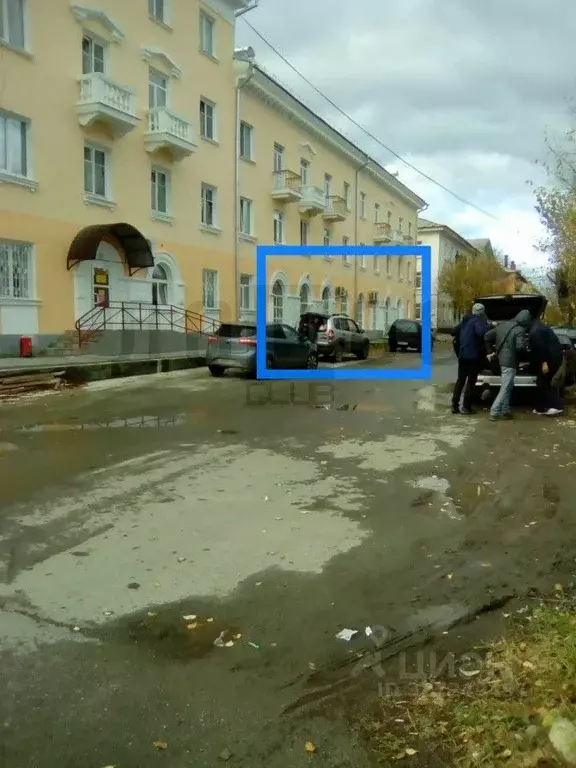 Помещение свободного назначения в Свердловская область, Серов ул. ... - Фото 1