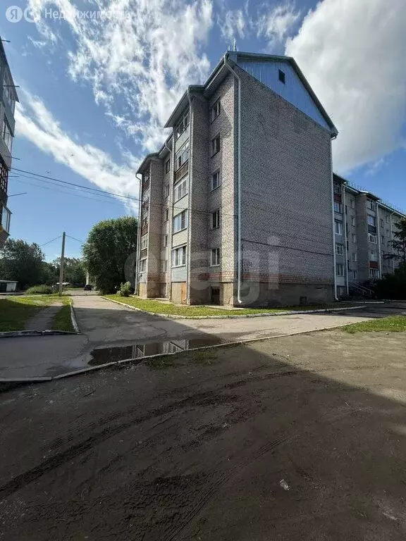 1-комнатная квартира: Бийск, улица Аркадия Гайдара, 16 (36.7 м) - Фото 0