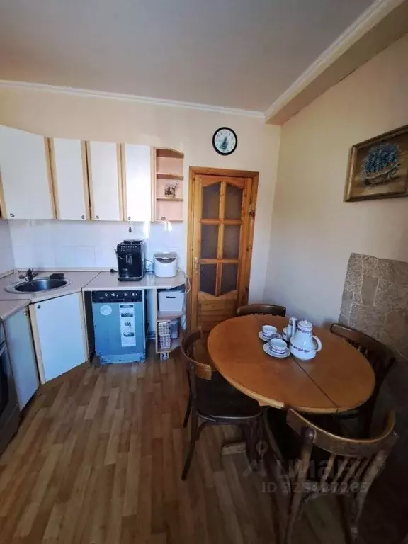 3-к кв. Омская область, Омск Городок Нефтяников мкр, просп. Культуры, ... - Фото 2