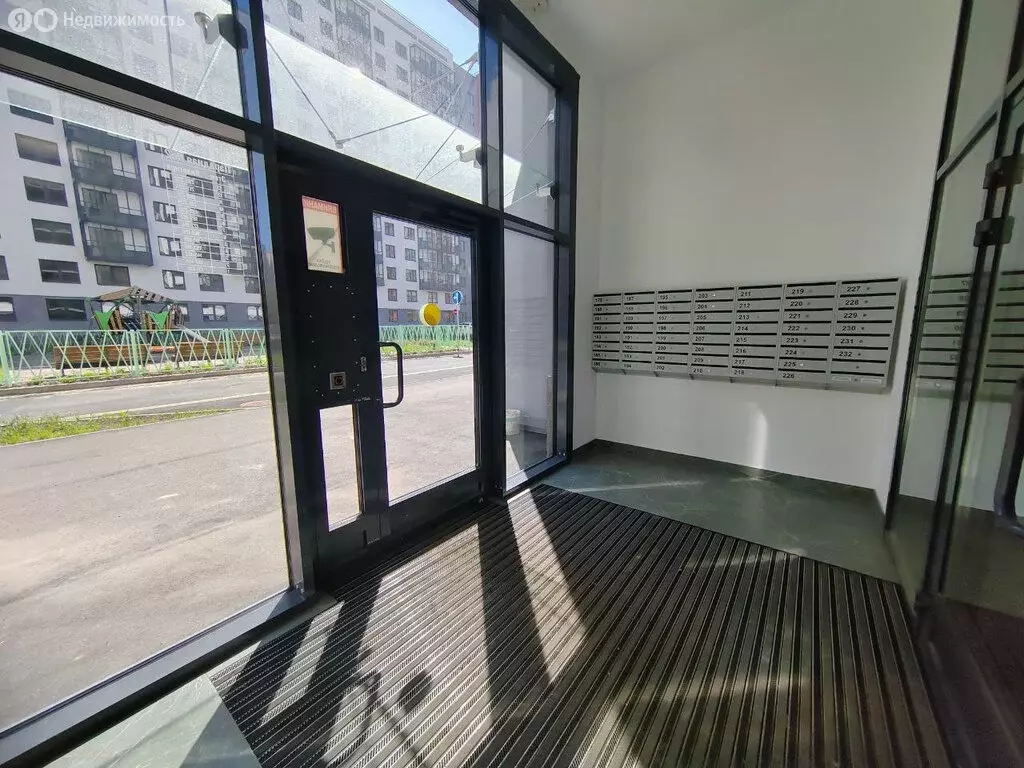 Квартира-студия: Санкт-Петербург, улица Руднева, 15 (30.5 м) - Фото 1
