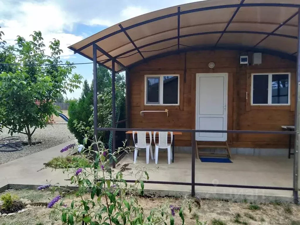 Дом в Краснодарский край, Темрюкский район, Фонталовское с/пос, пос. ... - Фото 1