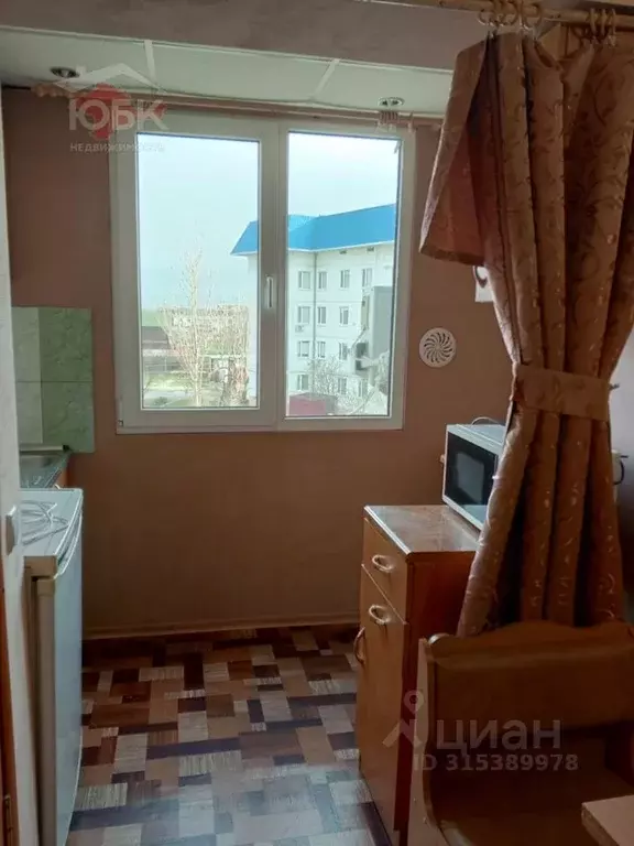 Студия Крым, Сакский район, с. Молочное ул. Ново-Садовая, 3 (13.7 м) - Фото 0