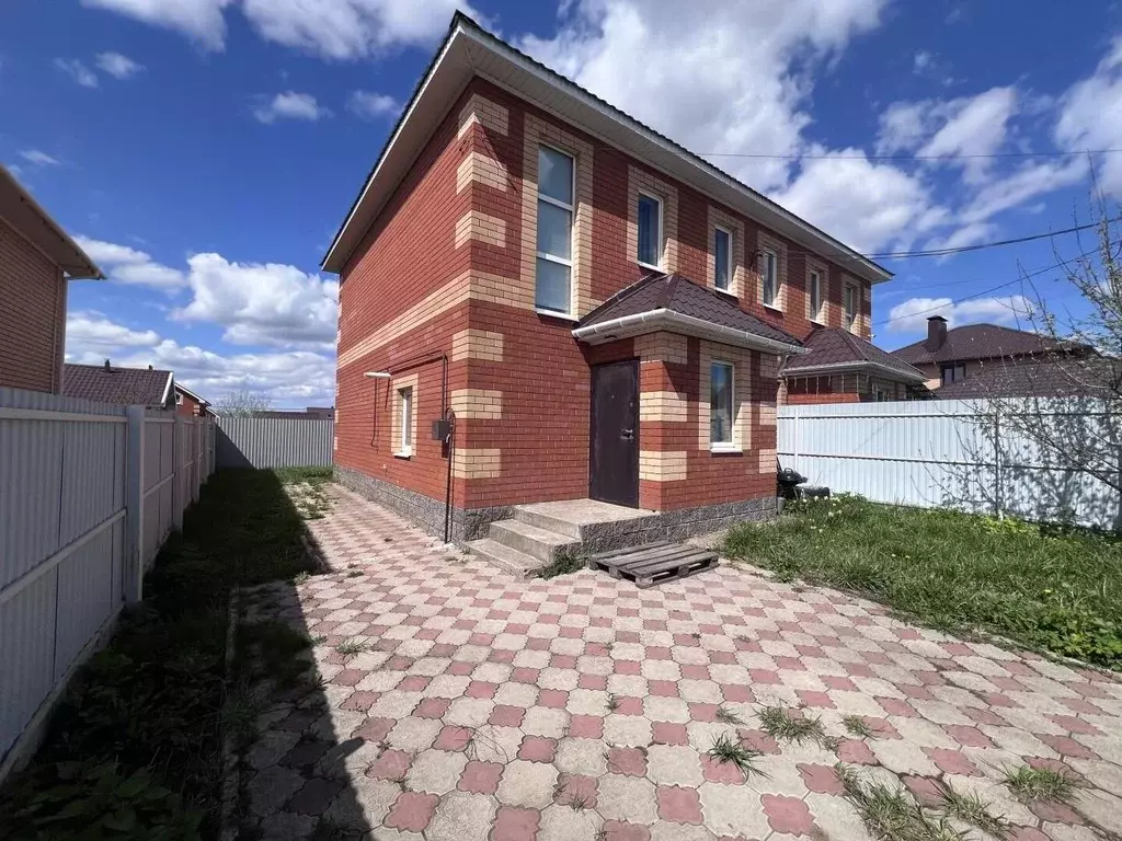 Таунхаус в Башкортостан, Уфа городской округ, с. Нагаево ул. ... - Фото 1