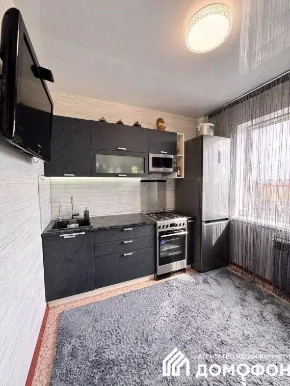 2-к кв. Омская область, Омск Заозерная ул., 32 (53.0 м) - Фото 1