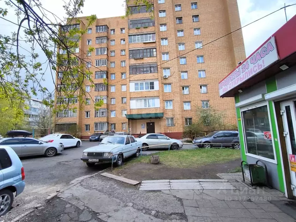 3-к кв. Красноярский край, Красноярск ул. Шевченко, 28А (60.5 м) - Фото 0