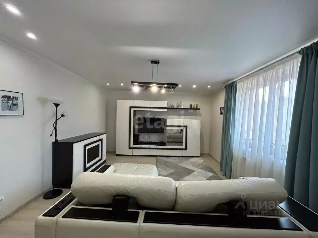 2-к кв. Башкортостан, Стерлитамак ул. Артема, 74 (56.6 м) - Фото 2