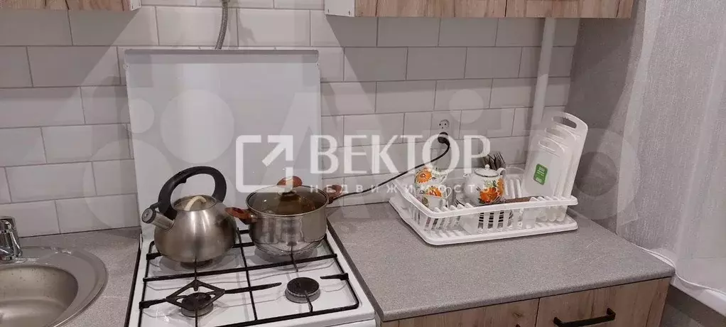 1-к. квартира, 30 м, 4/5 эт. - Фото 0