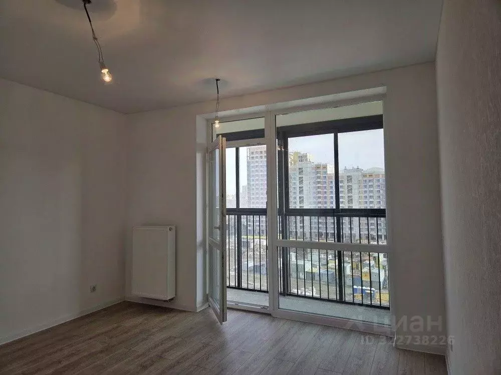 Студия Свердловская область, Екатеринбург ул. Крауля, 105/3 (22.0 м) - Фото 1