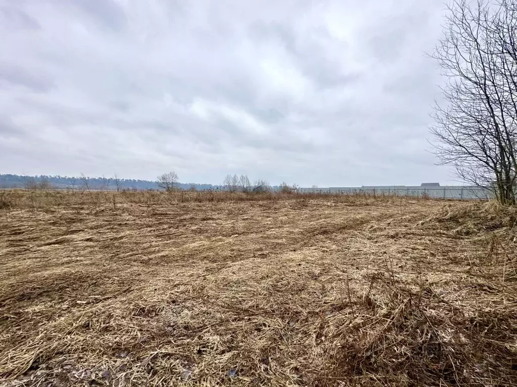 Участок в Московская область, Красногорск городской округ, с. ... - Фото 1