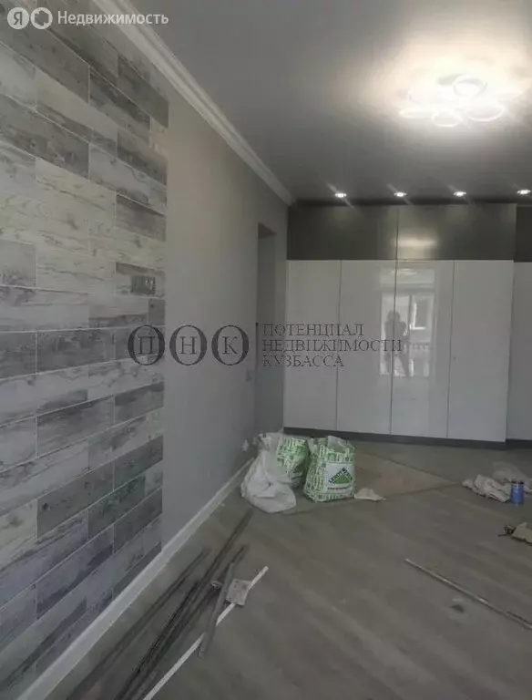 2-комнатная квартира: Кемерово, Ноградская улица, 10 (58 м) - Фото 1