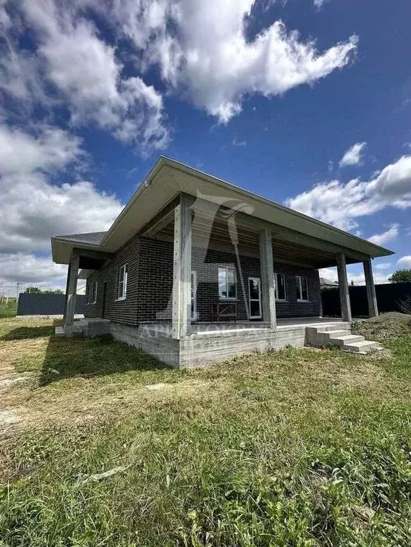 Дом в Ставропольский край, Лермонтов городской округ, с. Острогорка ... - Фото 1