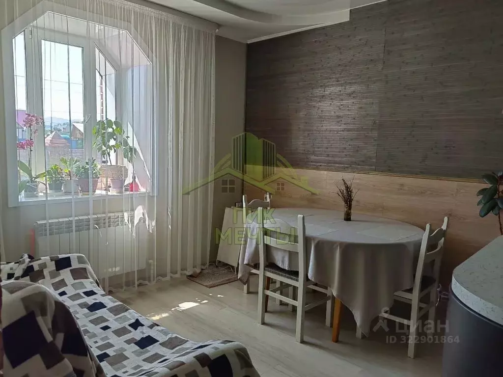 Дом в Бурятия, Тарбагатайский район, Саянтуйское с/пос, с. Нижний ... - Фото 1