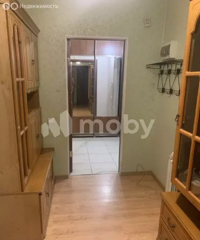 3-комнатная квартира: Калининград, улица Фрунзе, 54 (64 м) - Фото 0