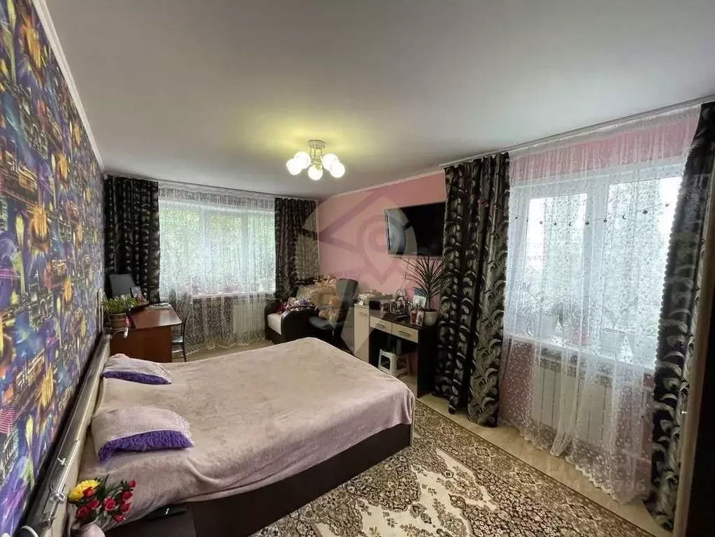 3-к кв. Белгородская область, Старый Оскол Весенний мкр, 4 (61.45 м) - Фото 0