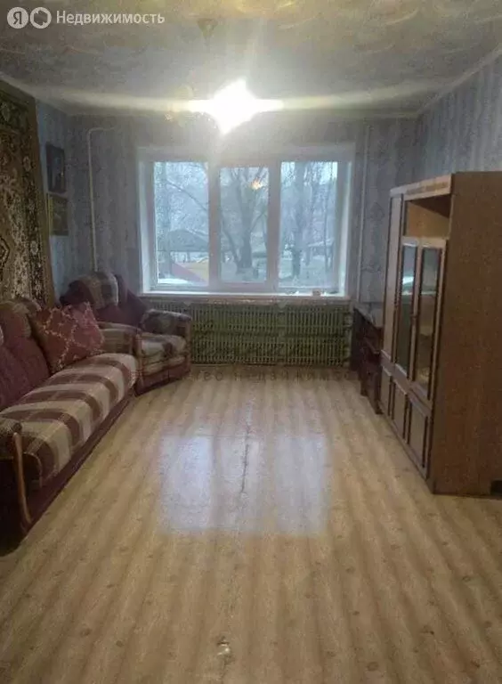 3-комнатная квартира: Старый Оскол, микрорайон Будённого, 9 (62.6 м) - Фото 1