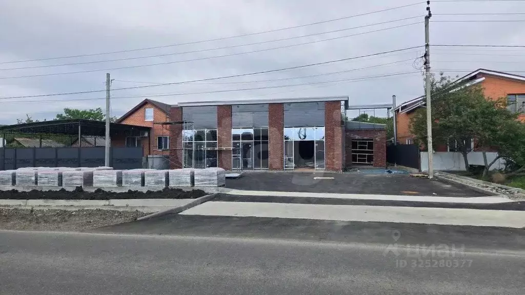 Помещение свободного назначения в Адыгея, Майкопский район, Кировское ... - Фото 1