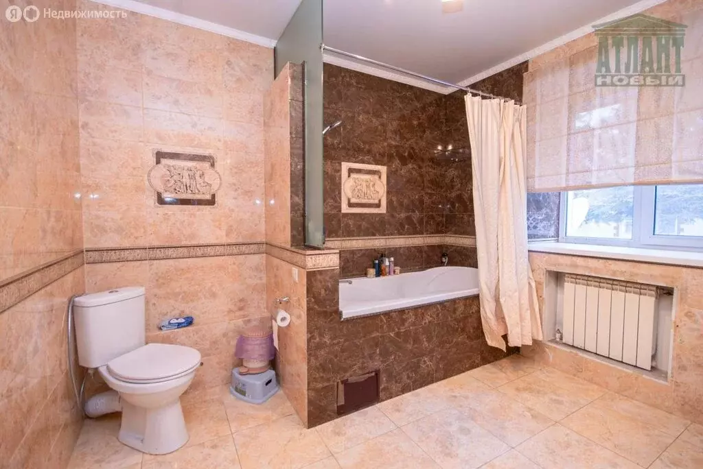 Дом в село Матвеевка, улица Петра Великого (334.4 м) - Фото 1